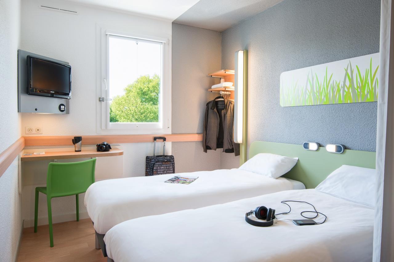 Ibis Budget Rennes Route De Saint Malo Montgermont Exteriör bild