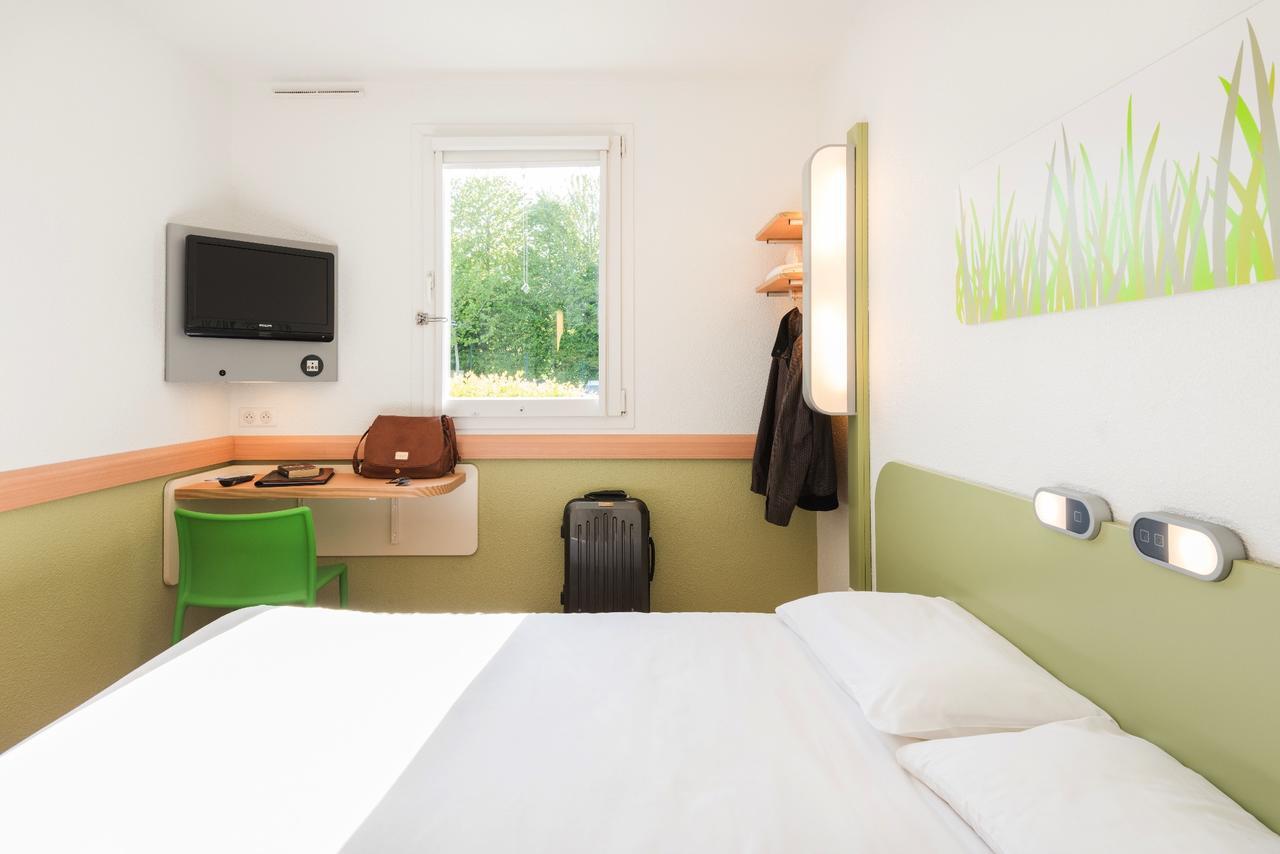 Ibis Budget Rennes Route De Saint Malo Montgermont Exteriör bild
