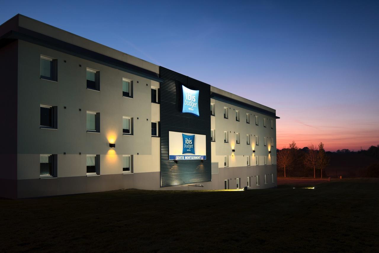 Ibis Budget Rennes Route De Saint Malo Montgermont Exteriör bild
