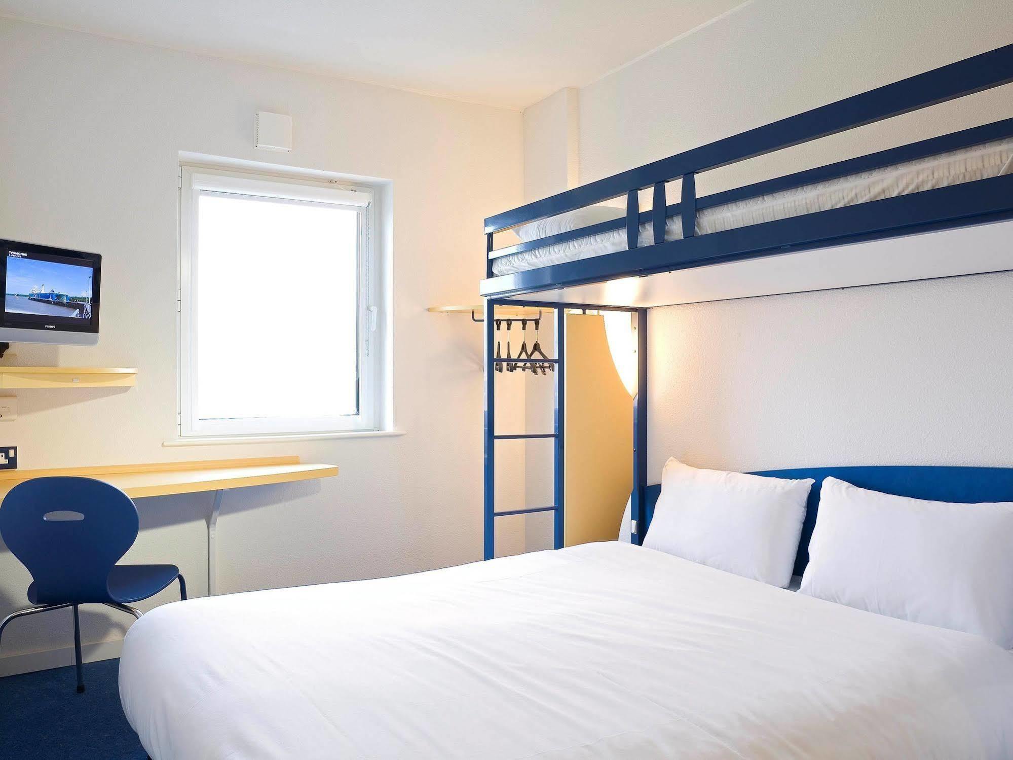 Ibis Budget Rennes Route De Saint Malo Montgermont Exteriör bild