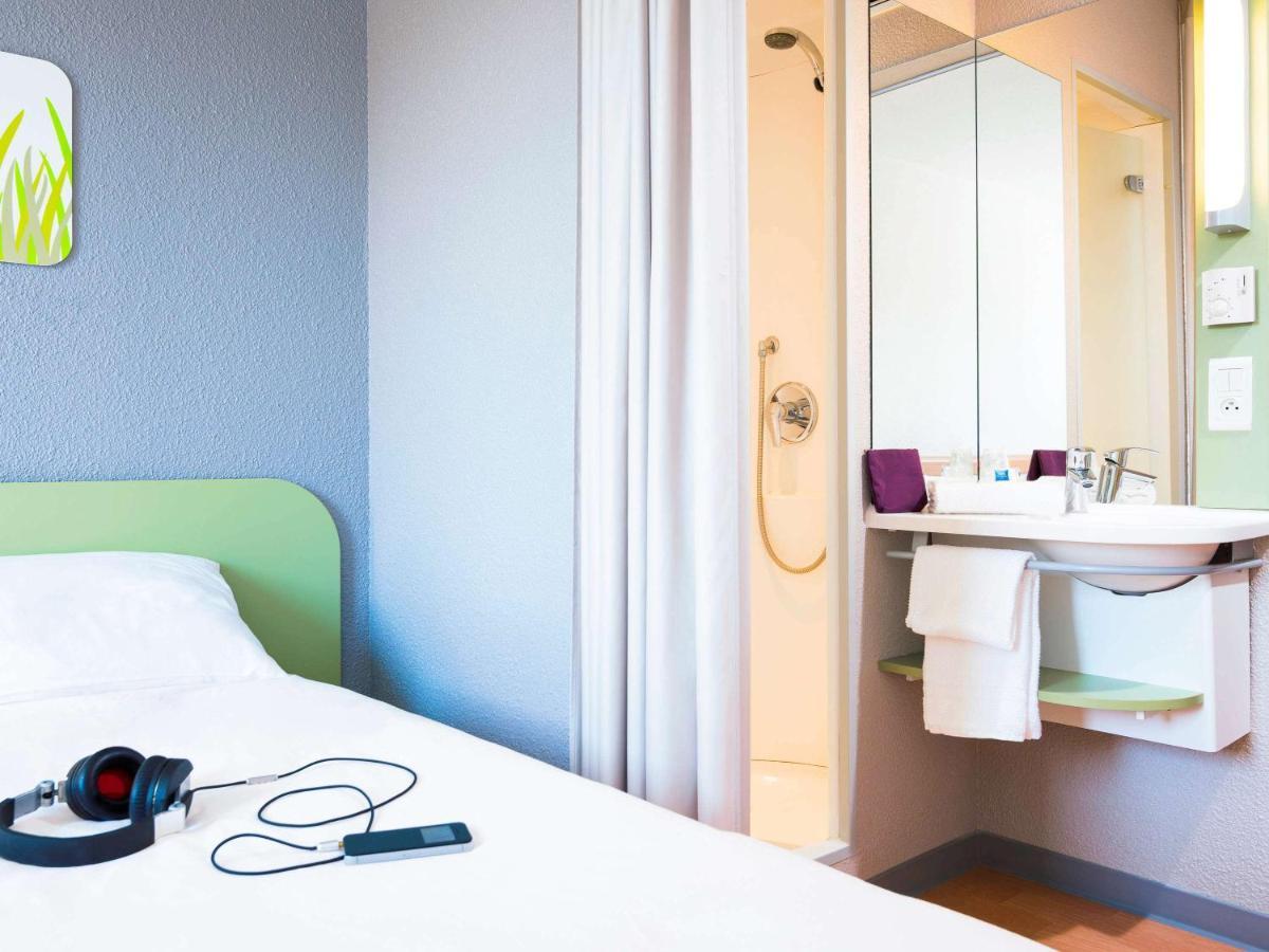 Ibis Budget Rennes Route De Saint Malo Montgermont Exteriör bild